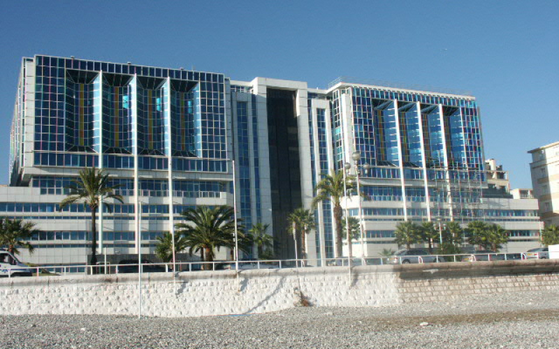 POLYCLINIQUE SANTA MARIA VUE DU BORD MER